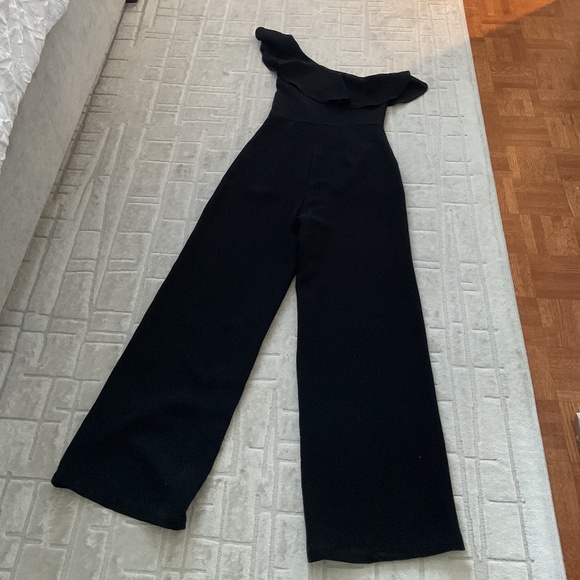 BCBG Generations one shoulder jumpsuit - Picture 6 of 7